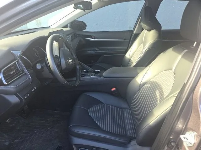 2023 Toyota Camry SE photo 14