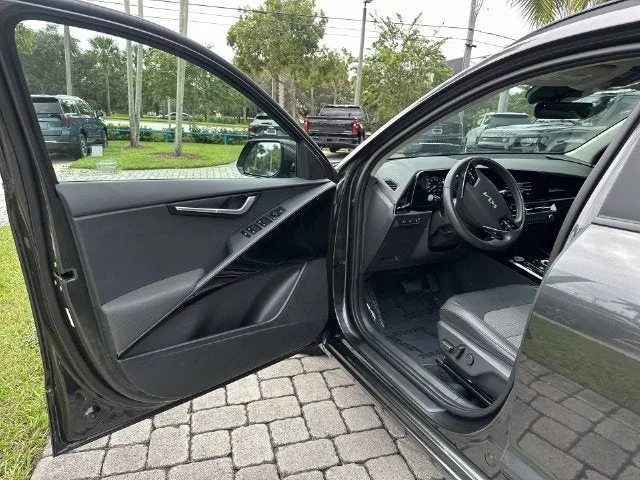 2024 Kia Niro EV Wind photo 22