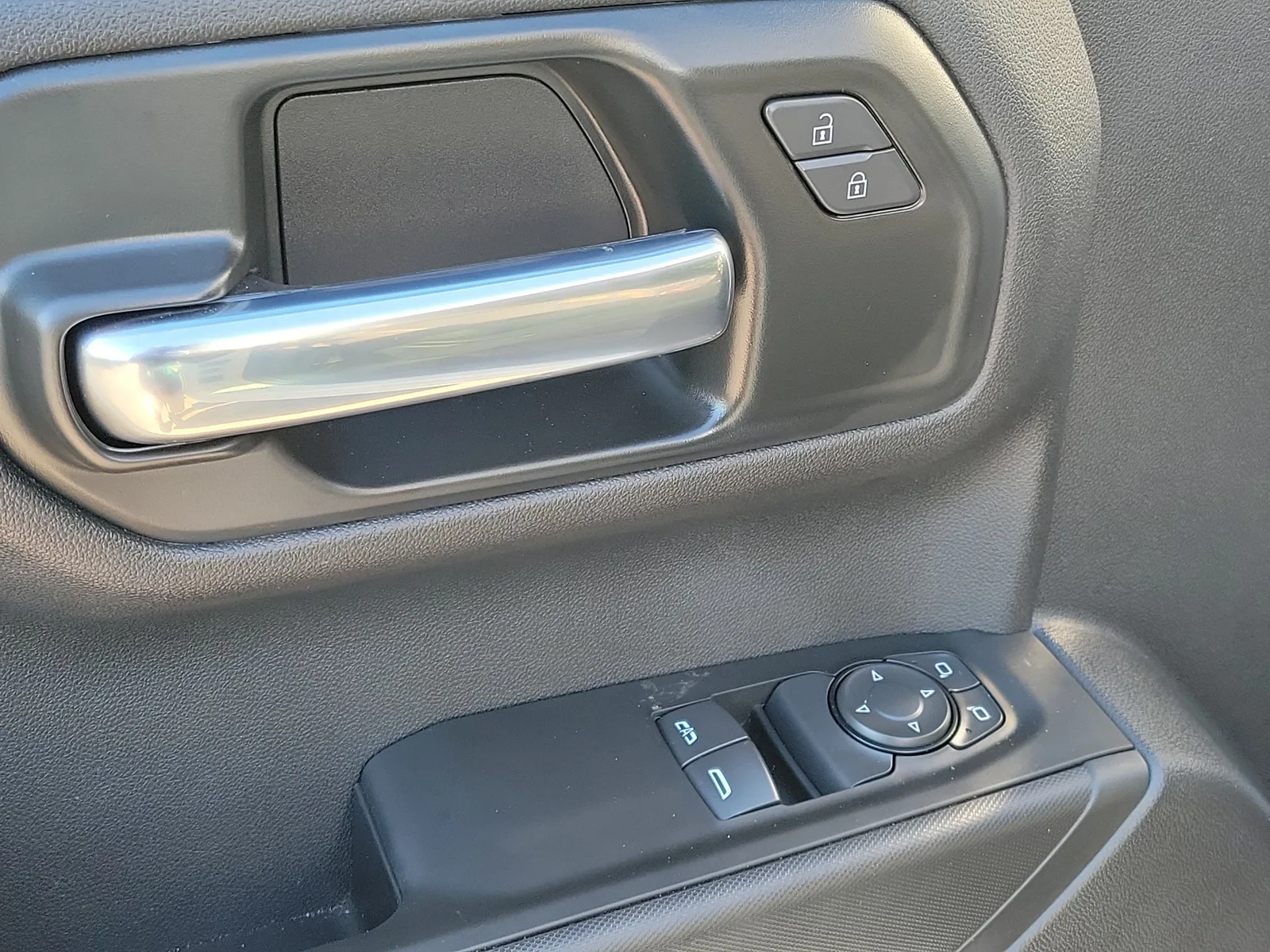 2026 Chevrolet Silverado 1500 WT photo 21