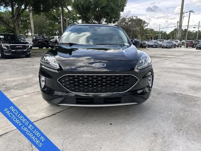 2021 Ford Escape Titanium photo 19