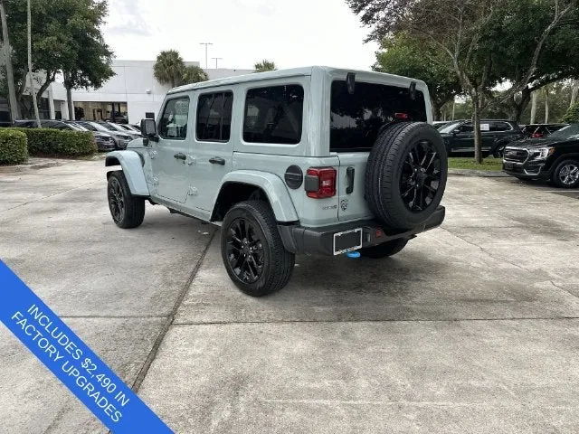2024 Jeep Wrangler 4xe Sahara photo 34