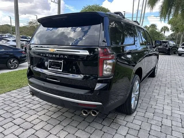 2024 Chevrolet Suburban High Country photo 37