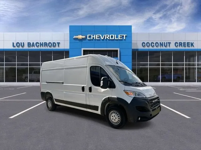 2024 RAM ProMaster Cargo Van Tradesman photo 2