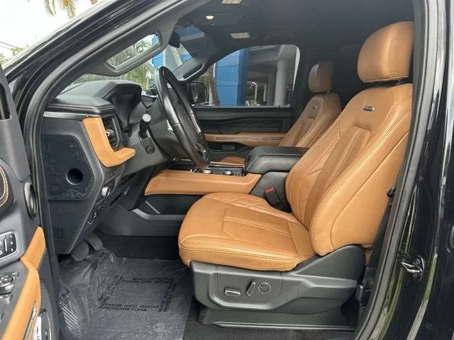 2022 Ford Expedition Platinum photo 30