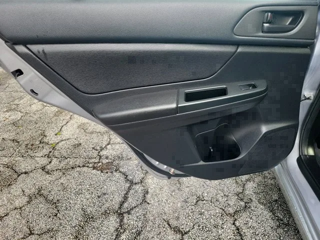 2012 Subaru Impreza Sedan 2.0i photo 15