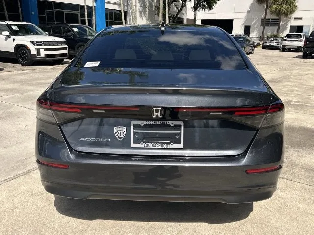 2025 Honda Accord Sedan LX photo 31