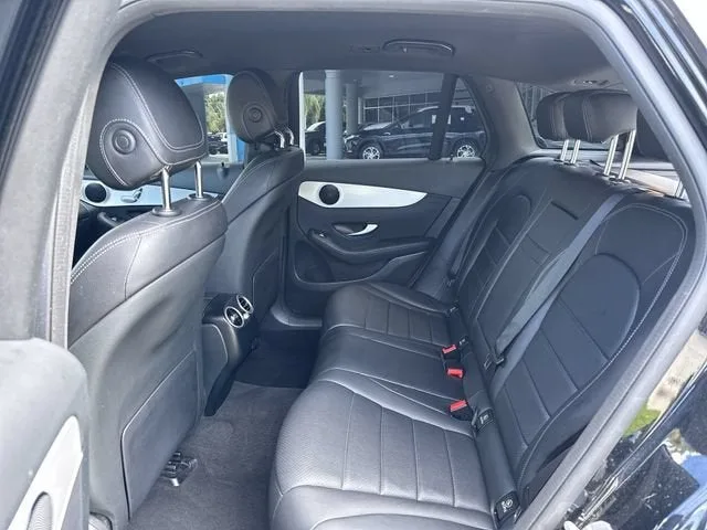 2022 Mercedes-Benz GLC GLC 300 photo 27