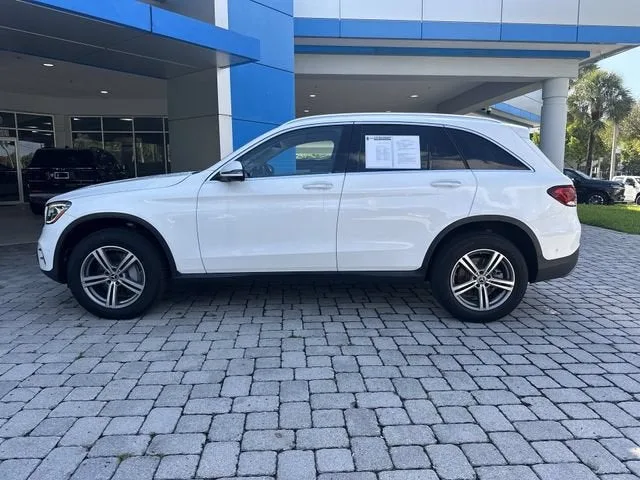 2022 Mercedes-Benz GLC GLC 300 photo 33