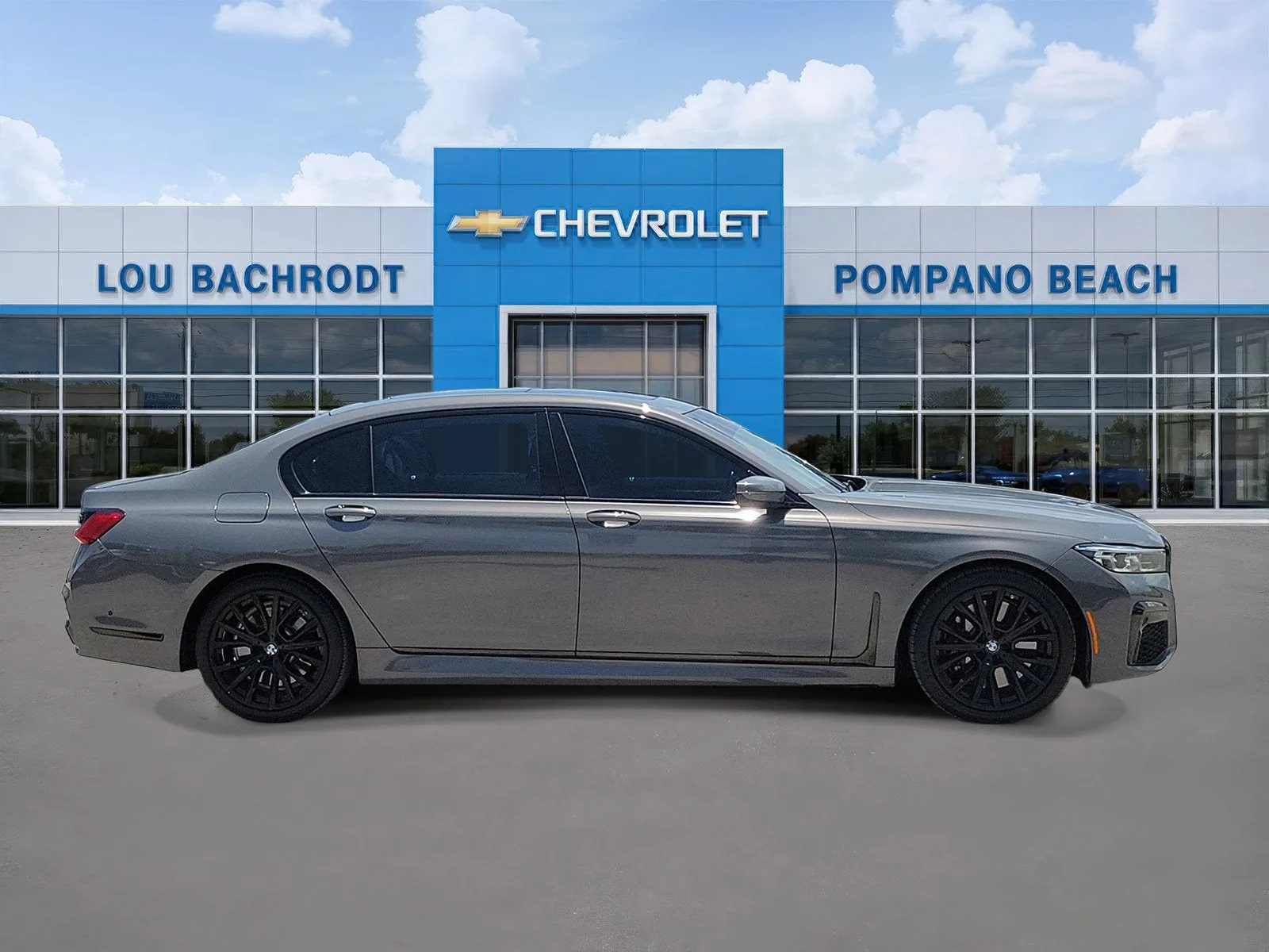 2022 BMW 7 Series 740i photo 2