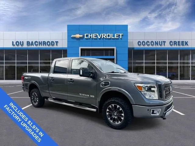 2019 Nissan Titan XD PRO-4X photo 2