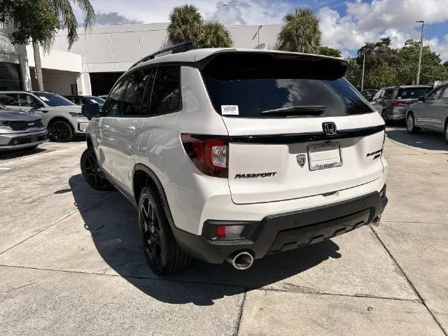 2024 Honda Passport Black Edition photo 12