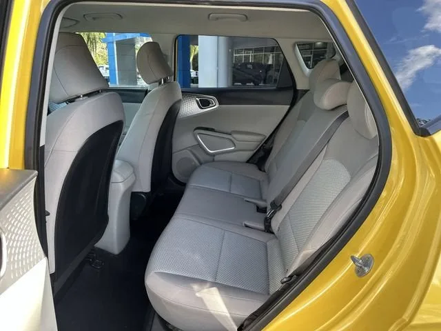 2020 Kia Soul LX photo 27