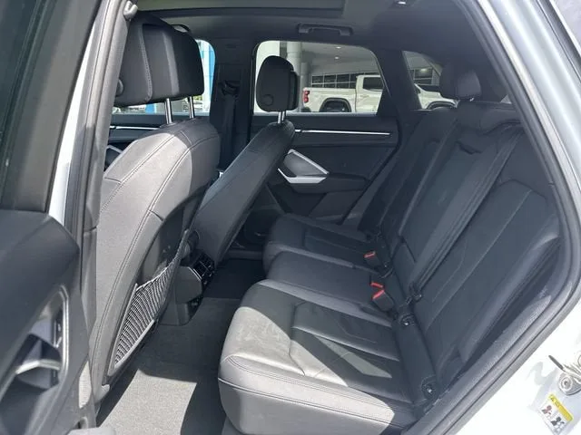 2025 Audi Q3 S line Premium photo 27