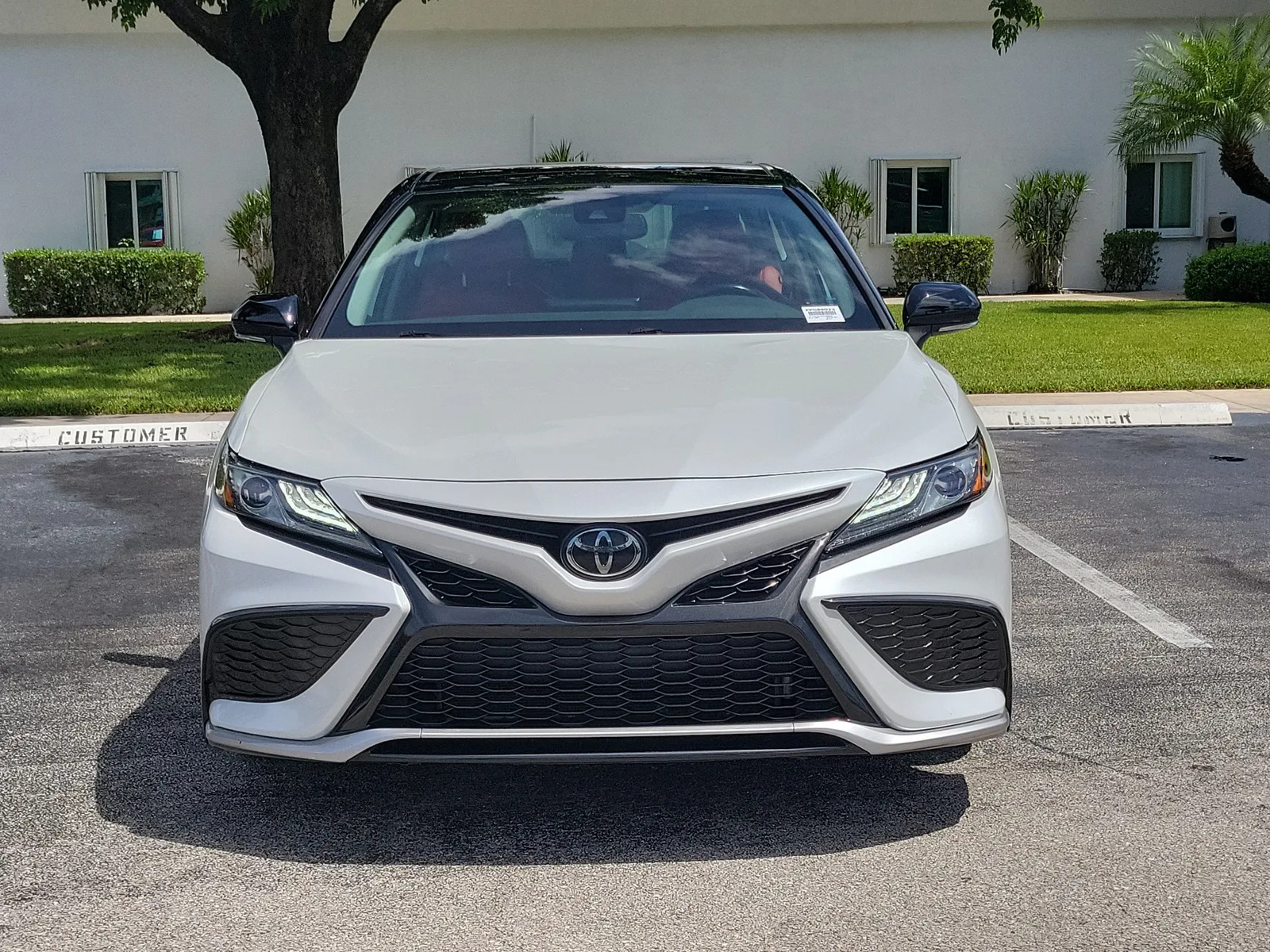 2023 Toyota Camry XSE photo 8