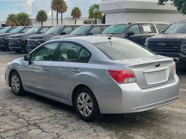 2012 Subaru Impreza Sedan 2.0i photo 5