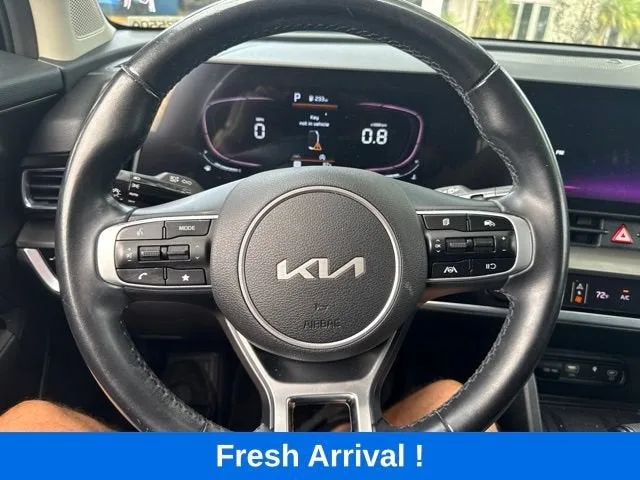 2023 Kia Sportage EX photo 6
