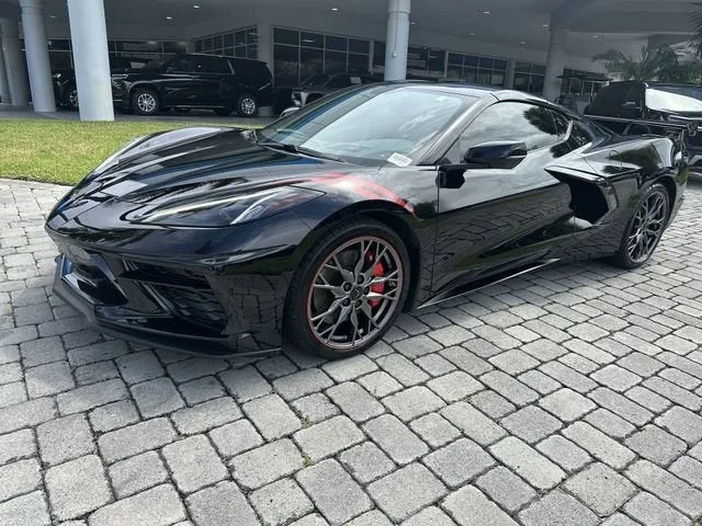 2023 Chevrolet Corvette Stingray 2LT photo 21