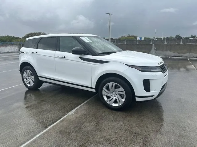 2024 Land Rover Range Rover Evoque Core S photo 38