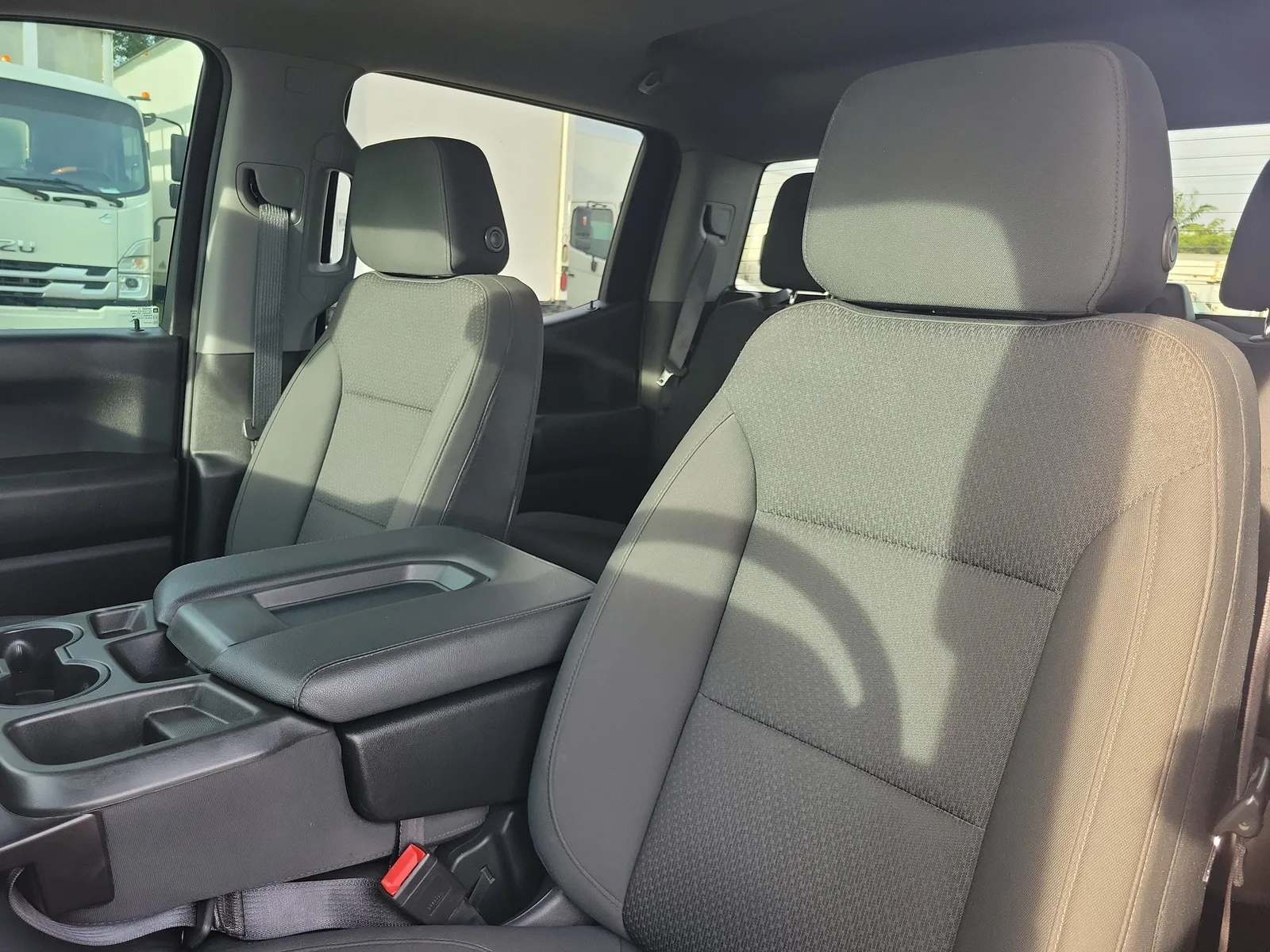 2021 Chevrolet Silverado 1500 Custom photo 23