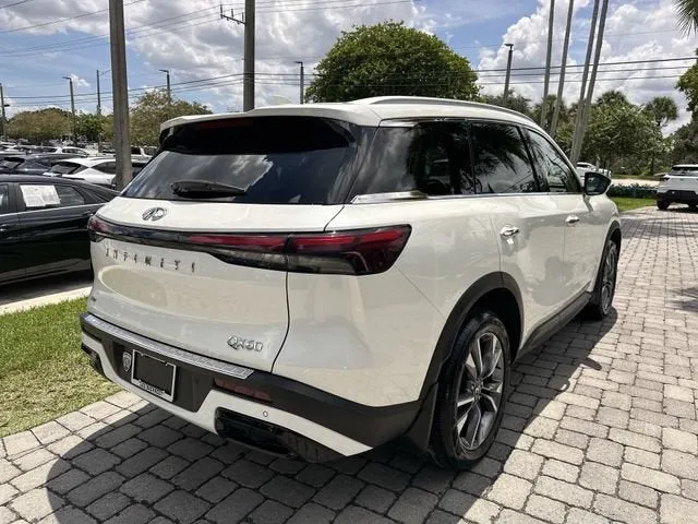 2023 INFINITI QX60 LUXE photo 36