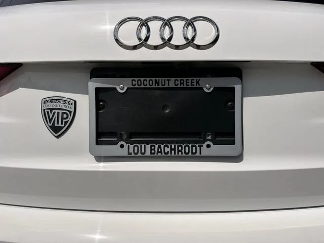 2025 Audi Q3 S line Premium photo 13