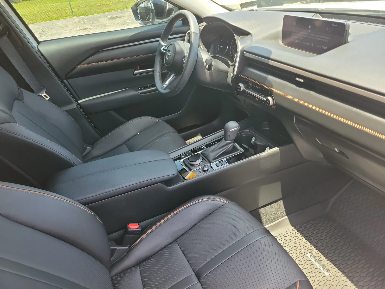 2026 Mazda CX-50 Hybrid Premium photo 9