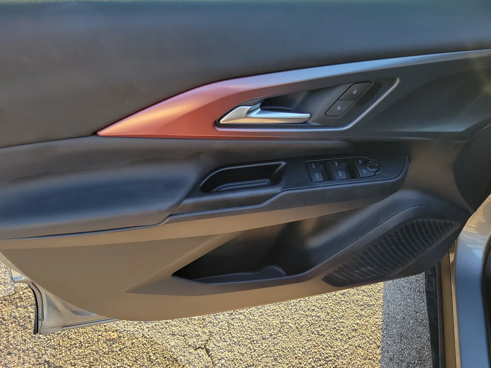 2024 Chevrolet Equinox EV RS photo 16