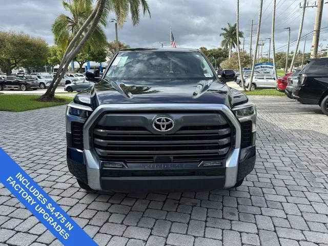 2022 Toyota Tundra 4WD Limited photo 19