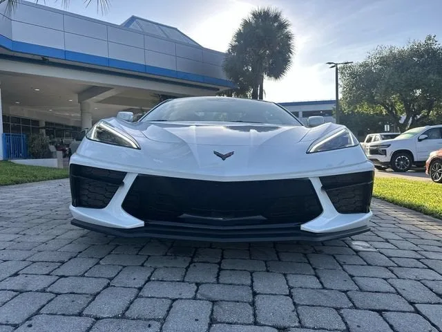 2024 Chevrolet Corvette Stingray 1LT photo 19