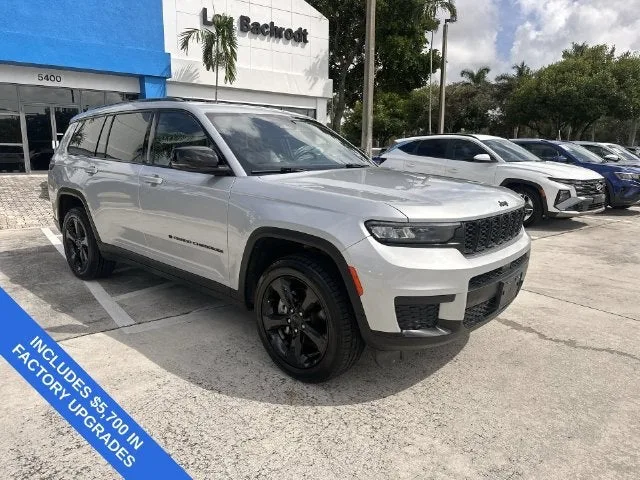 2023 Jeep Grand Cherokee L Altitude photo 16