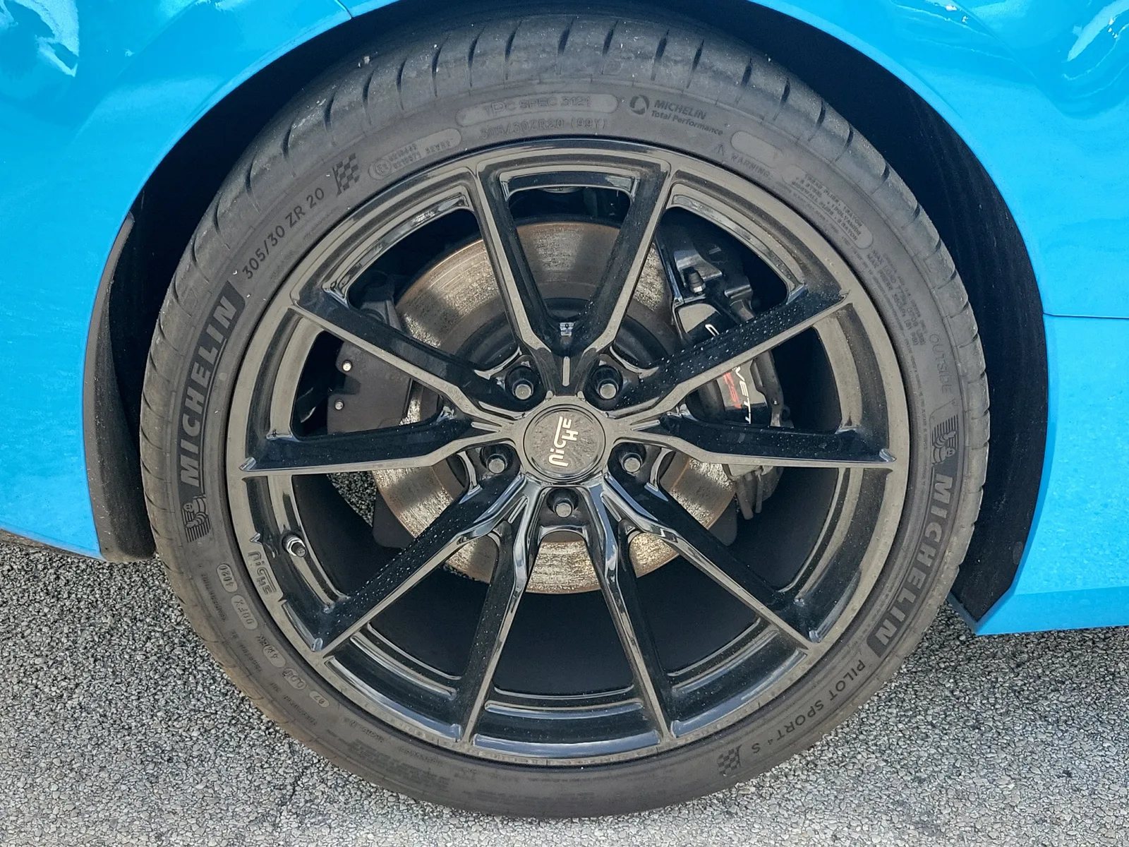2021 Chevrolet Corvette Stingray 2LT photo 2