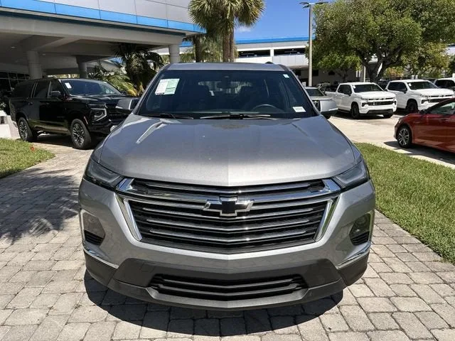 2023 Chevrolet Traverse LT Cloth photo 18