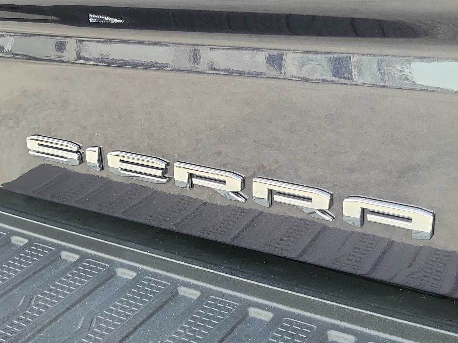 2022 GMC Sierra 1500 Denali photo 12