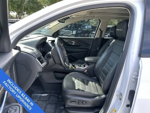 2024 GMC Terrain Denali photo 30
