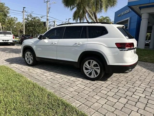 2022 Volkswagen Atlas 2.0T SE w/Technology photo 32