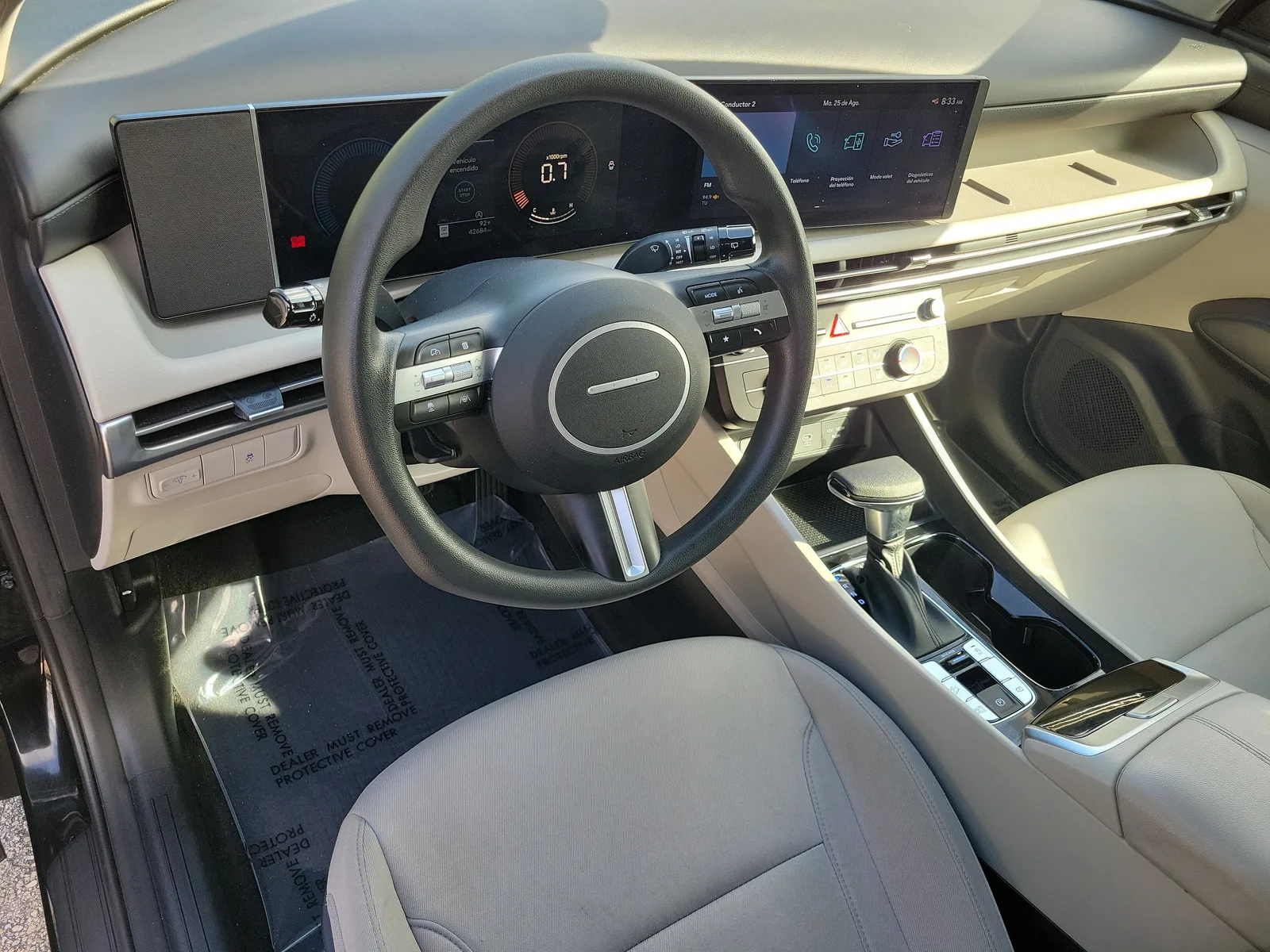 2025 Hyundai Tucson SE photo 19