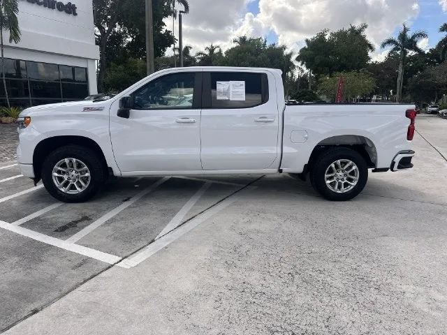 2024 Chevrolet Silverado 1500 RST photo 32