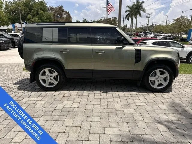 2020 Land Rover Defender HSE photo 14