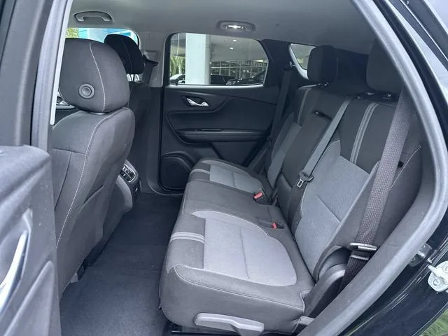 2025 Chevrolet Blazer 2LT photo 27