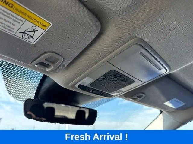 2024 Honda Pilot EX-L 7 Passenger photo 11