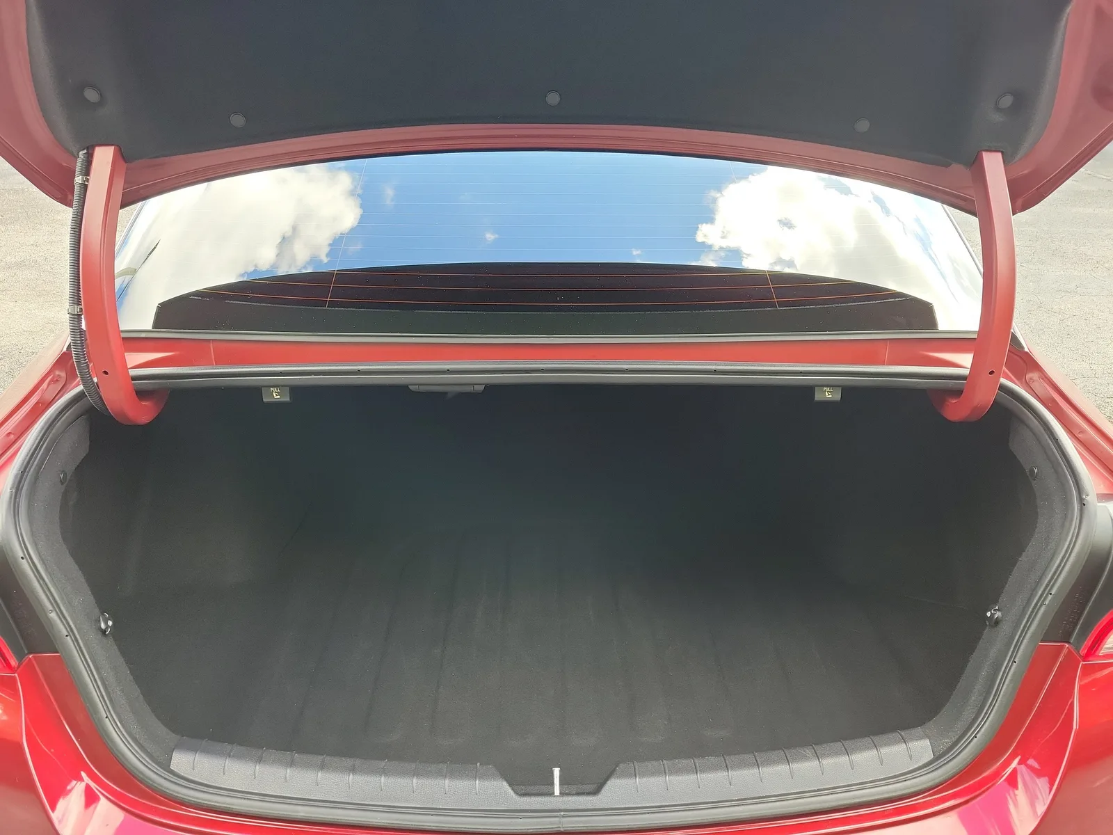 2022 Kia K5 GT-Line photo 11