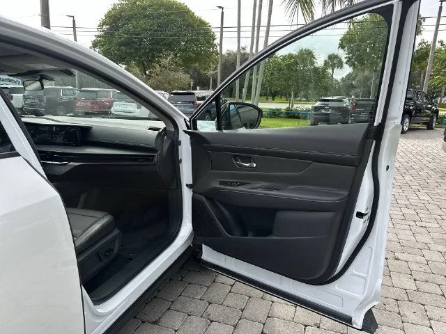 2025 Nissan Murano SV photo 23