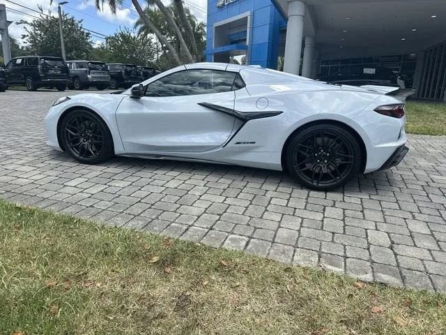 2023 Chevrolet Corvette Z06 3LZ photo 30