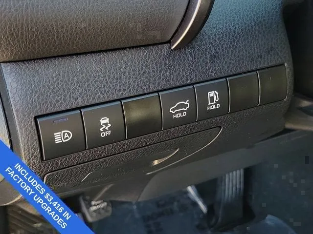 2023 Toyota Camry SE photo 22
