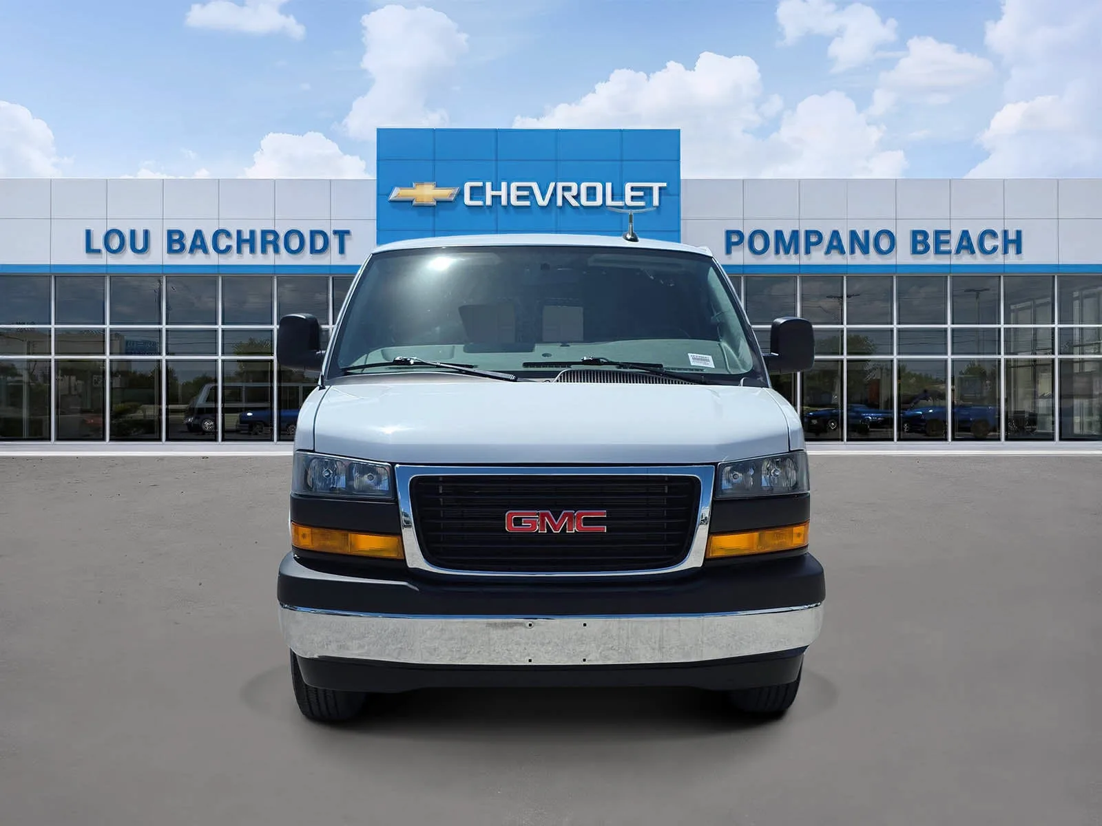 2024 GMC Savana Cargo 2500 Work Van photo 2