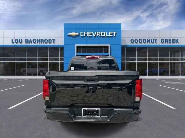 2024 Chevrolet Colorado LT photo 7