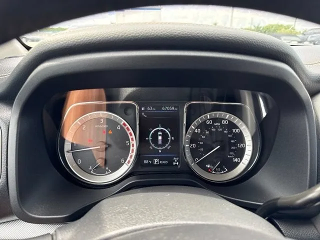 2019 Nissan Titan XD PRO-4X photo 4