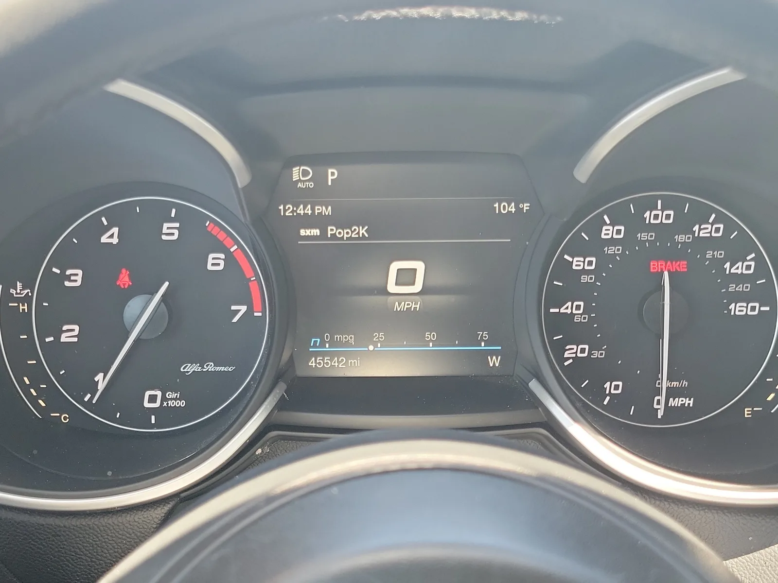 2020 Alfa Romeo Stelvio Sport photo 14