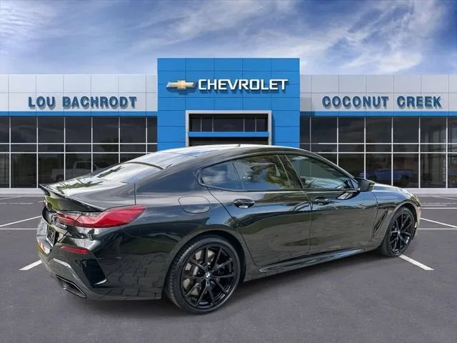 2024 BMW 8 Series M850i photo 8