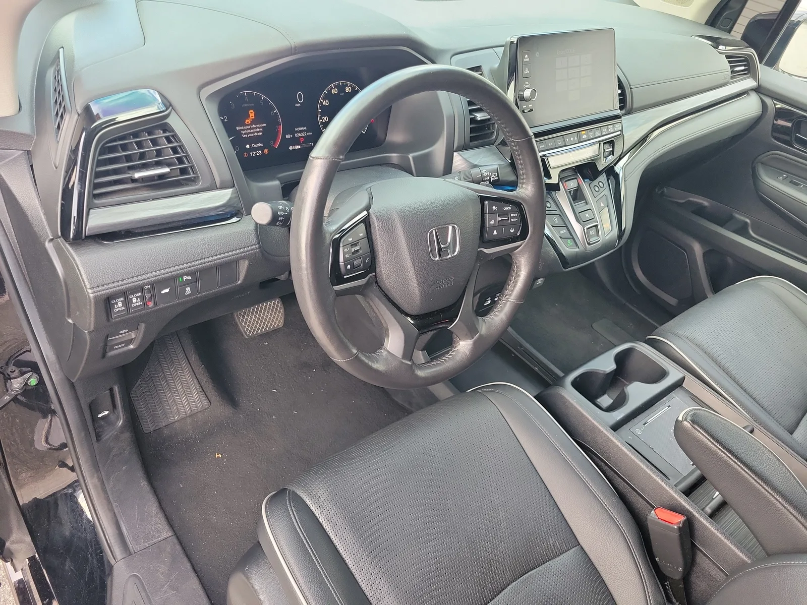 2025 Honda Odyssey Elite photo 12